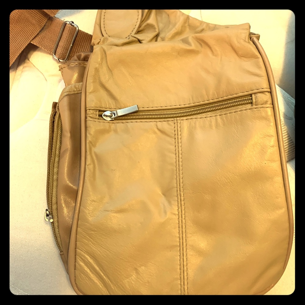 Buxton Genuine Tan Leather Crossbody Bag